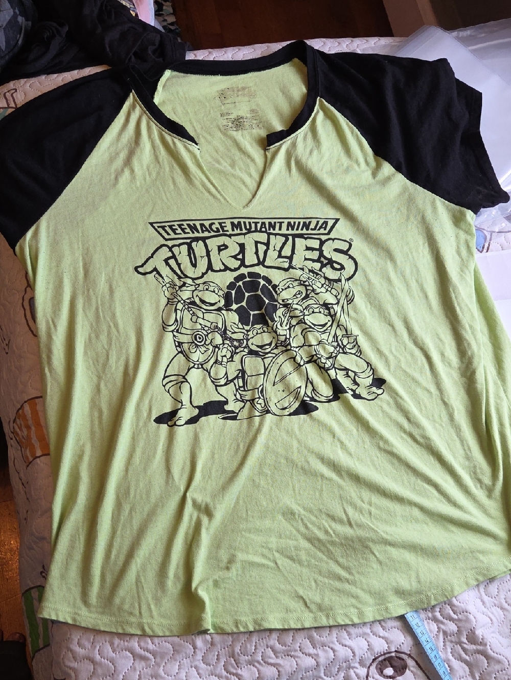 torrid Neon Green & Black Teenage Mutant Ninja Turtles Raglan Tee